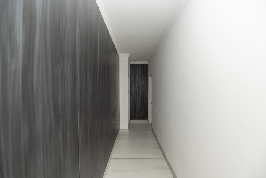 6 Bedroom Property for Sale in Beachview Eastern Cape